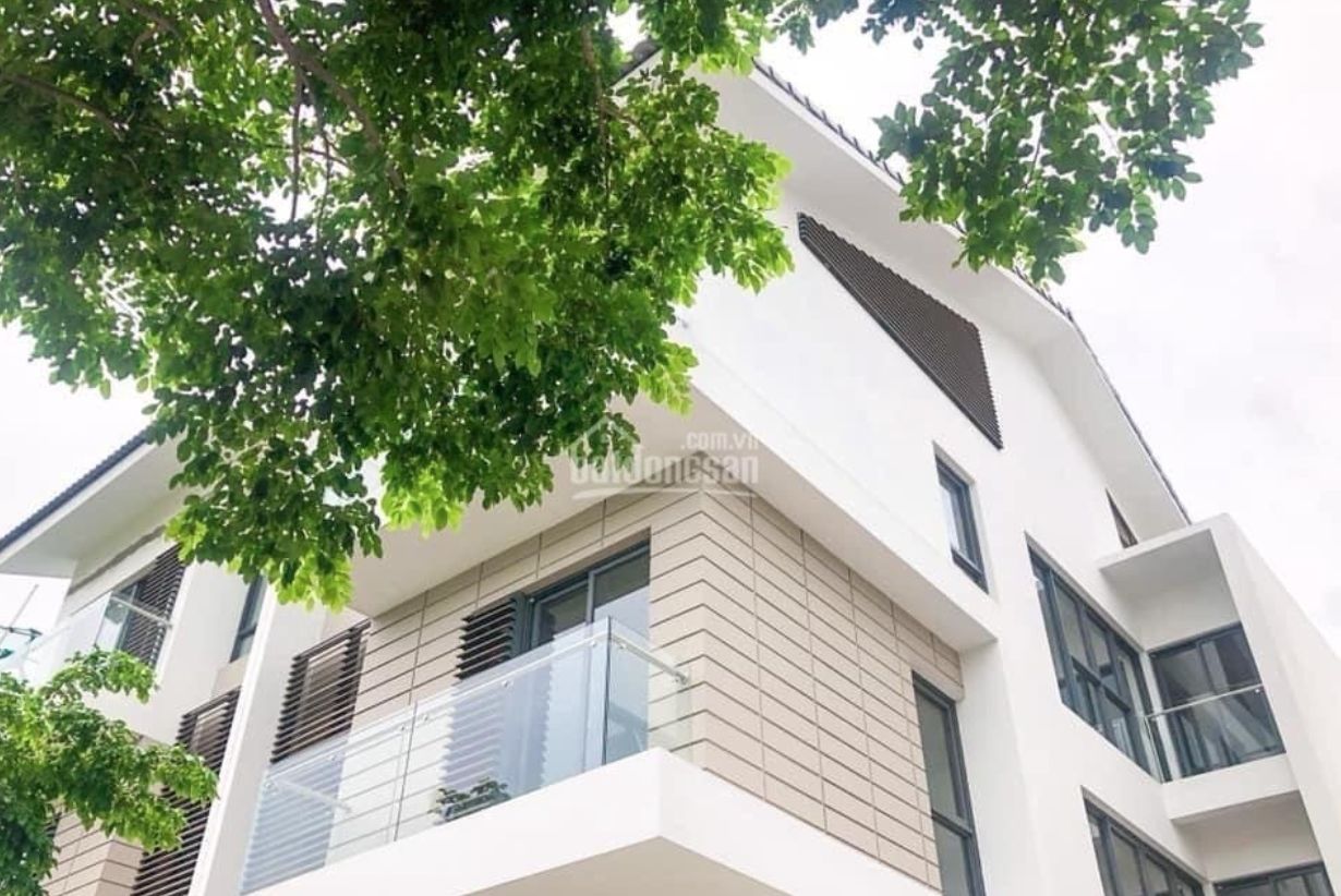Chuyển nhượng biệt thự đơn lập KĐT Dương Nội hướng Đông tứ trạch, DT 236m2